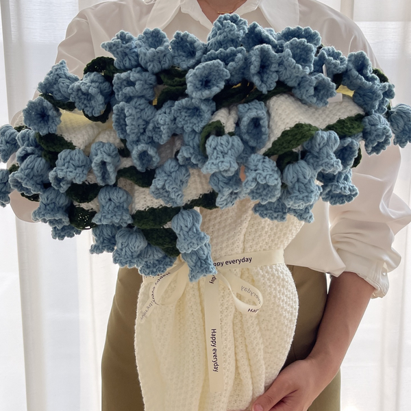 Bloomie Bouquet Blanket